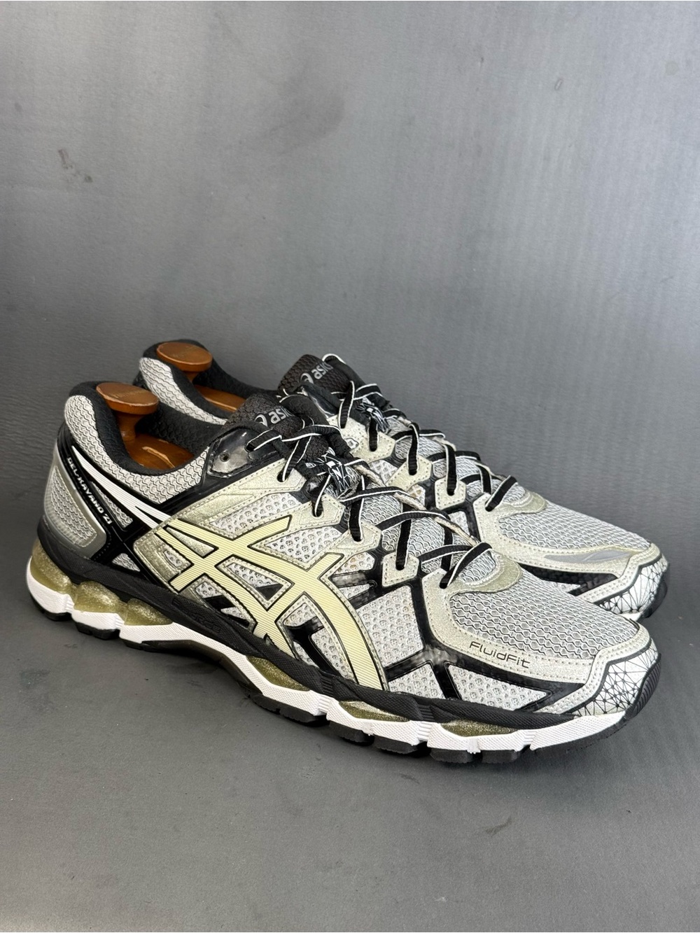 Asics Gel Kayano 21 Lightning Royal Black athletic sneaker men’s size 13